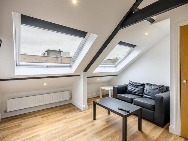 Studio to rent