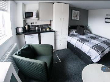 Studio to rent