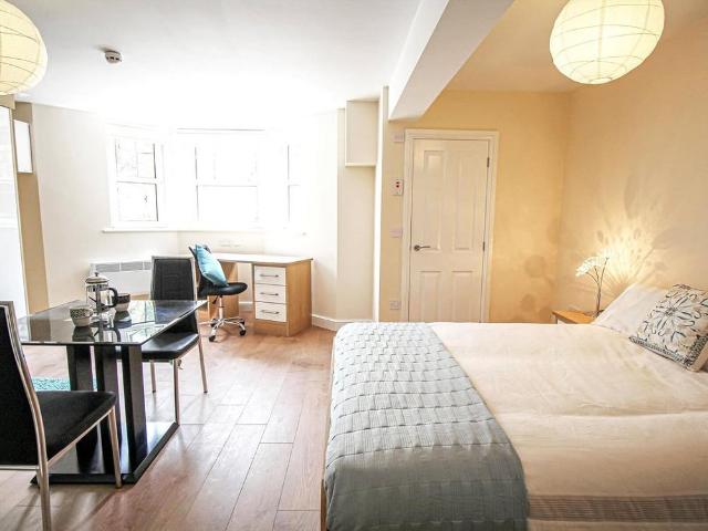 Studio to rent