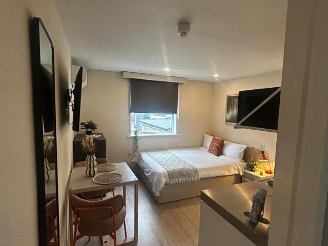 Studio to rent
