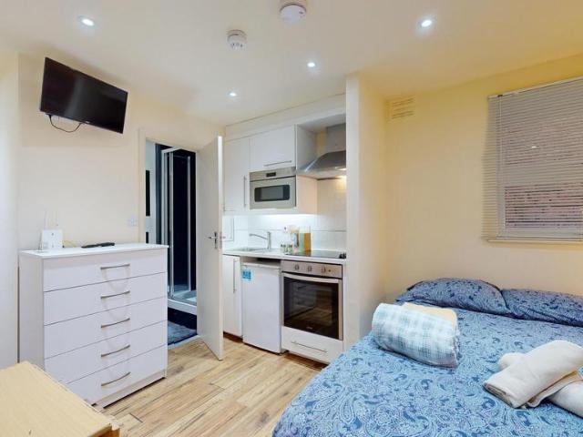 Studio to rent