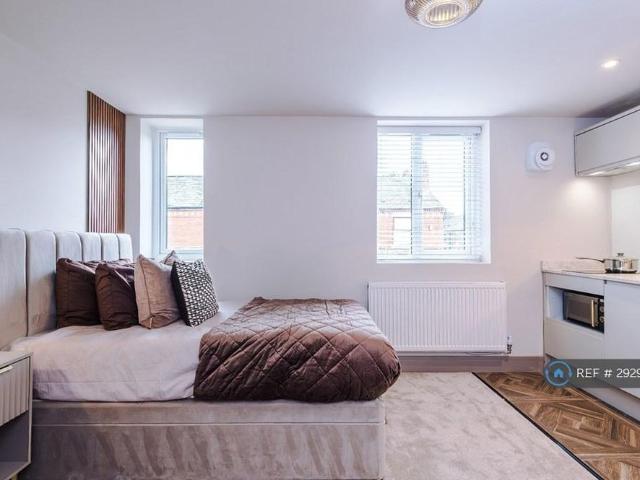 Studio to rent