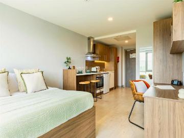 Glasgow, Glasgow and Clyde Valley - Equipped kitchen