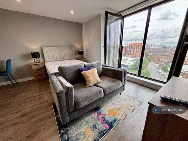 Studio to rent