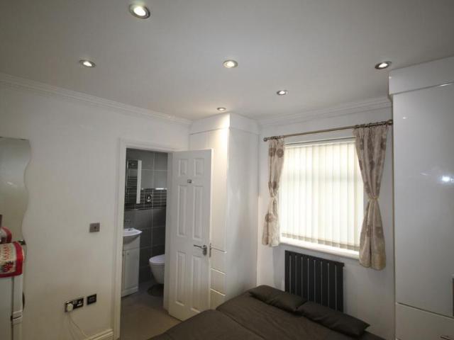 Studio to rent