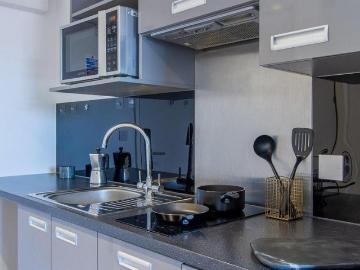 Birmingham, West Midlands, Midlands - Equipped kitchen