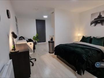 Studio to rent