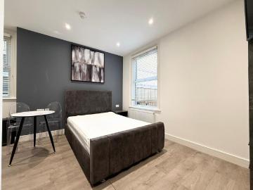 Studio to rent