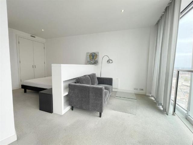 Studio to rent