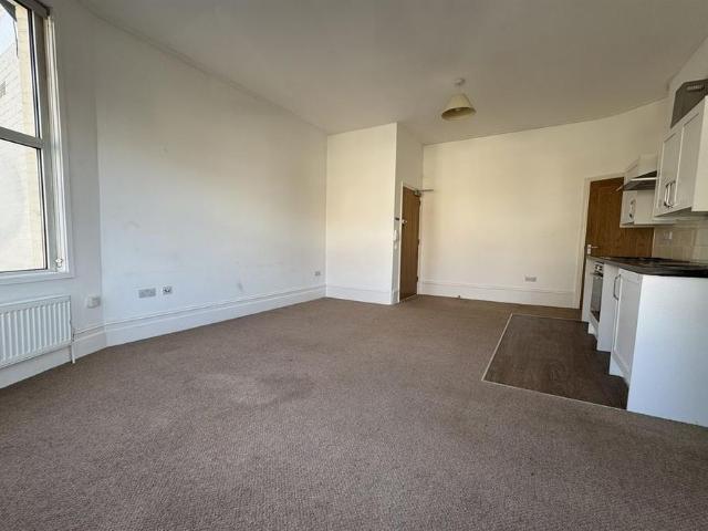 Studio to rent