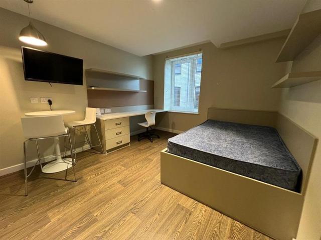 Studio to rent