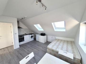 Studio to rent