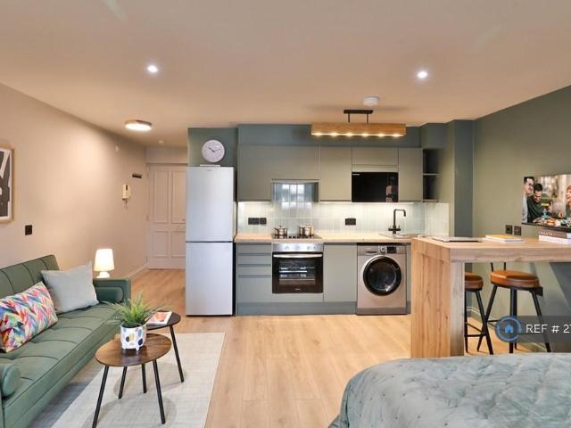 Studio to rent