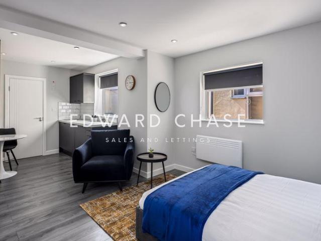 Studio to rent