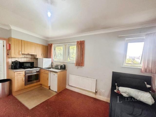 Studio to rent