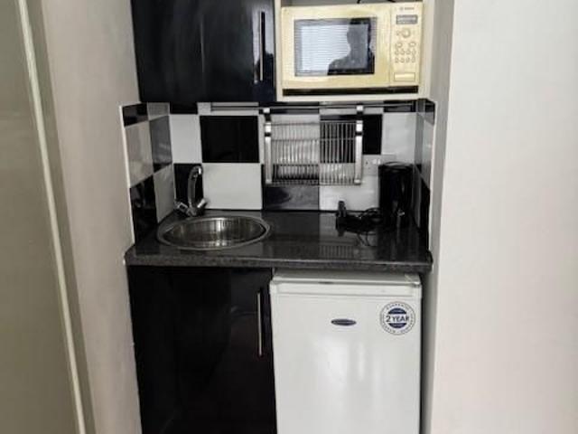 Studio to rent