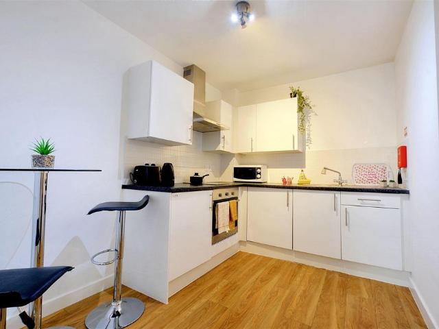 Studio to rent