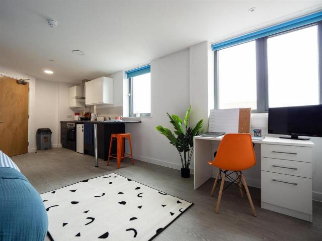 Studio to rent