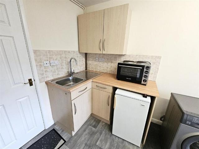 Studio to rent