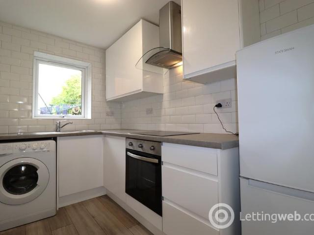 Studio to Rent at East Livingston and East Calder, Livingston, West Lothian