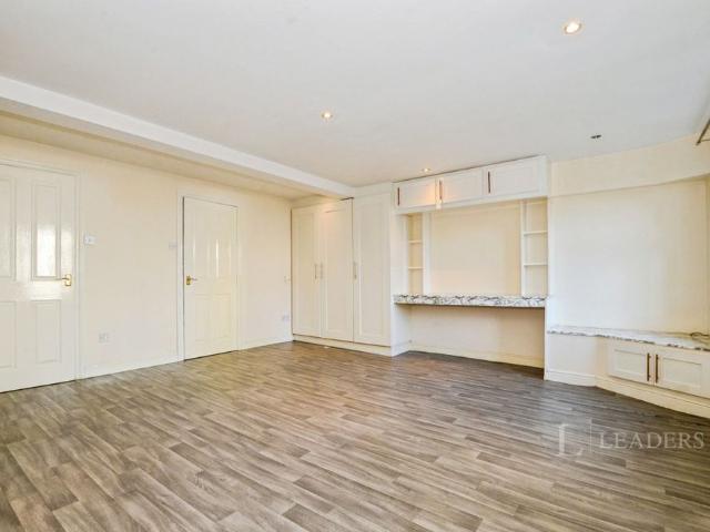studio to rent Houghton Road, Dunstable, Bedfordshire, LU6