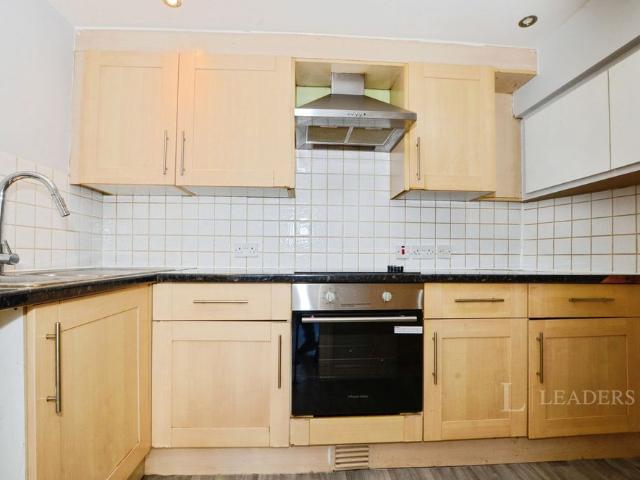 studio to rent Houghton Road, Dunstable, Bedfordshire, LU6