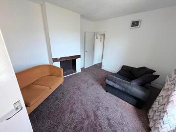 Studio To Rent In Uttoxeter Road, Derby, DE22