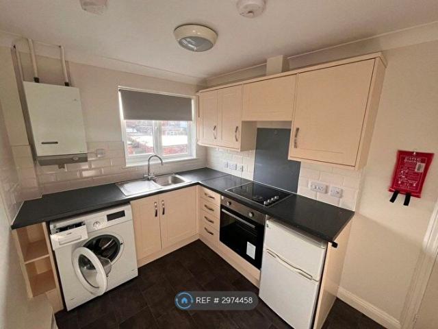 Studio To Rent In Victoria St, Aylesbury, HP20