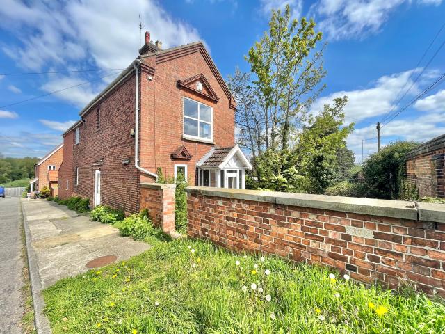 Studio to rent in Waterworks Road, Norwich, Norfolk, NR2 | Leaders