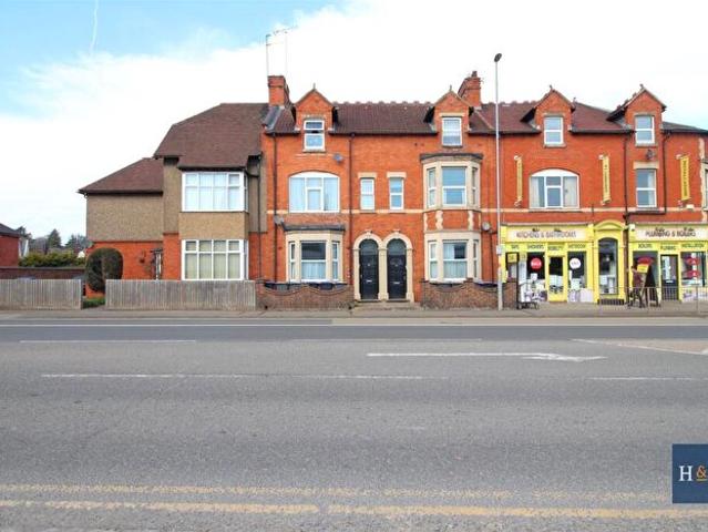 Studio To Rent In Weedon Road, St James, NN5
