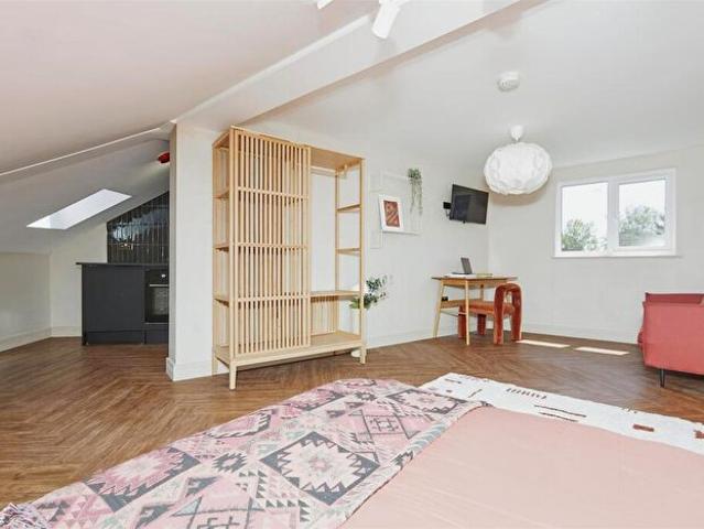 Studio To Rent In Windmill Hill Lane, Derby, DE22