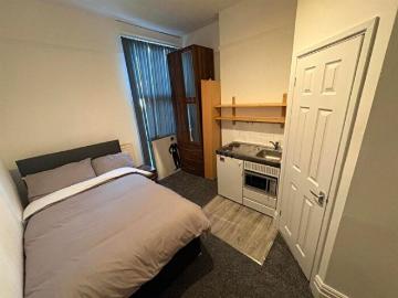 Studio To Rent In Wood End Road, Erdington, Birmingham, B24