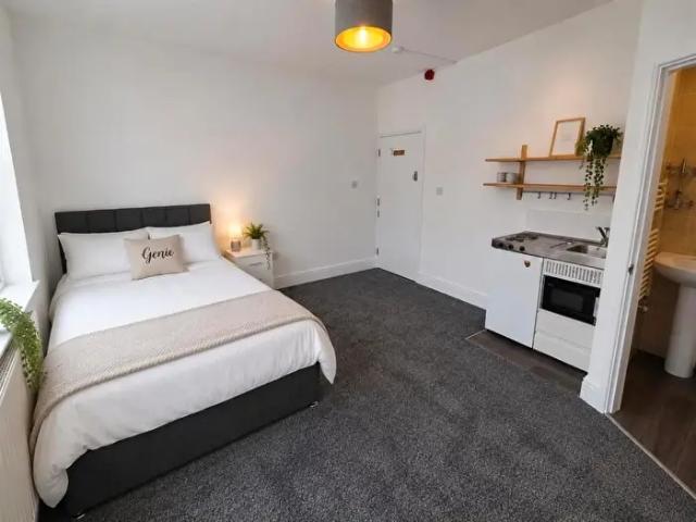 Studio To Rent In Wood End Road, Erdington, Birmingham, B24