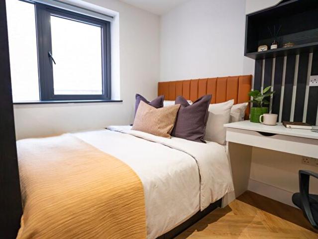 Studio To Rent In Apt, Nova Residence #, LE1
