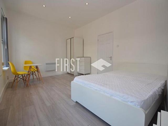 Studio To Rent In Aylestone Road, City Centre, LE2