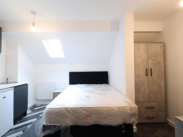 Studio To Rent In Barras Lane, City Centre, Coventry, CV1