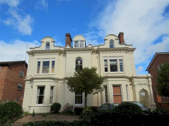 Studio To Rent In Binswood Avenue, Leamington Spa, CV32