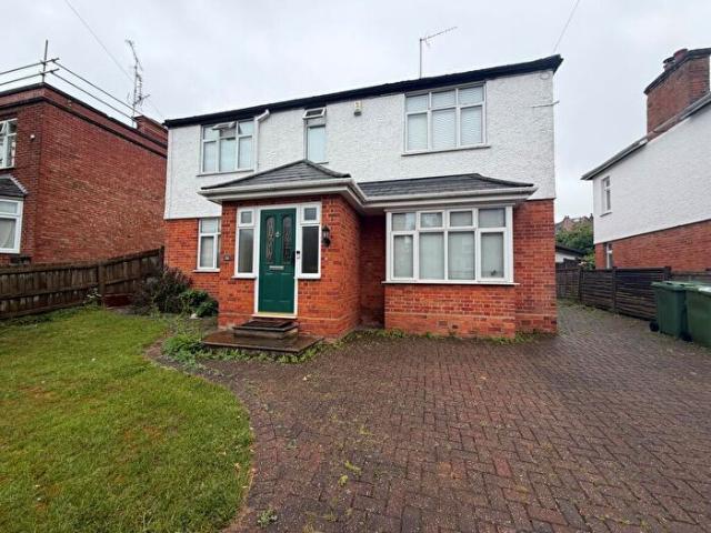 Studio To Rent In Chandos Road, Buckingham, MK18