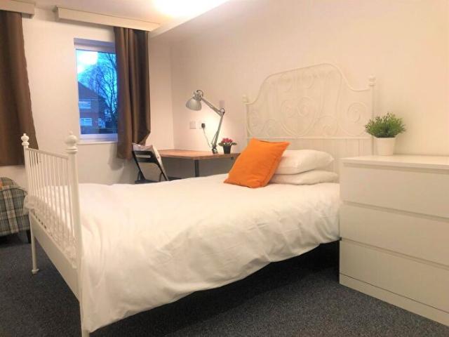 Studio To Rent In Charter Avenue, Coventry, CV4