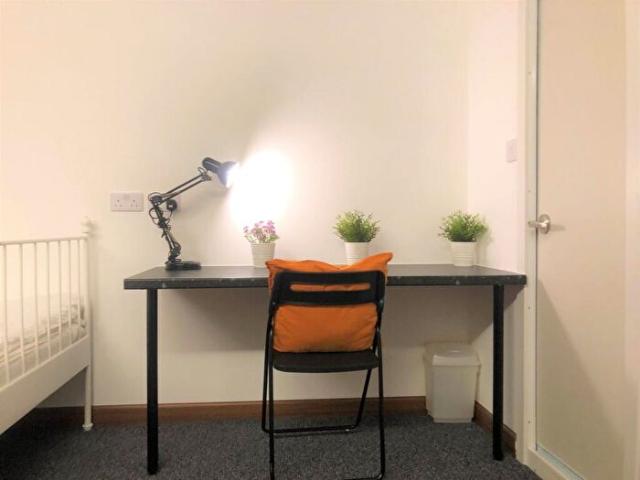 Studio To Rent In Charter Avenue, Coventry, CV4