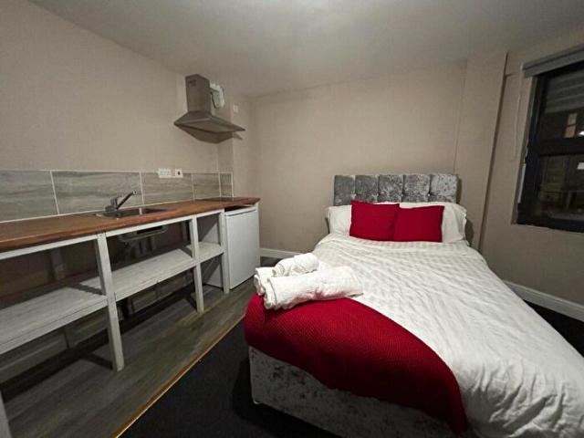 Studio To Rent In Foxhall Road, Nottingham, Nottinghamshire, NG7