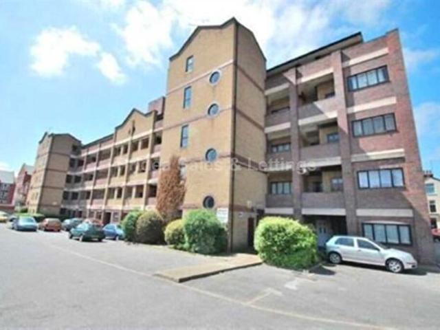 Studio To Rent In Galliard Court, Northampton, NN1