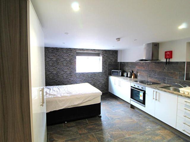 Studio To Rent In Gulson Lodge, Coventry, West Midlands, CV1