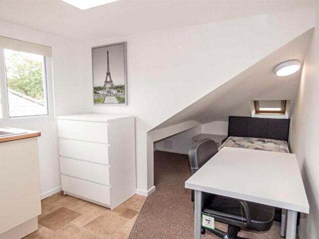 Studio To Rent In Holyhead Road, Coventry, CV1