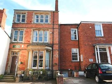Studio To Rent In Ivy House, South Bar Street, Banbury, Oxon, OX16