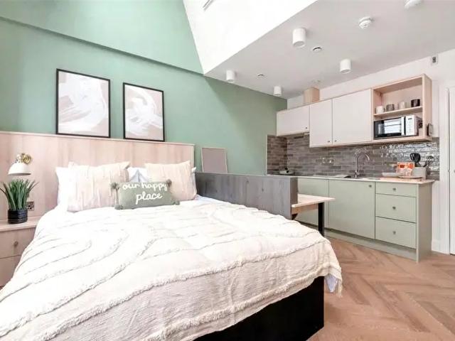 Studio To Rent In Millstone Lane, Leicester, LE1