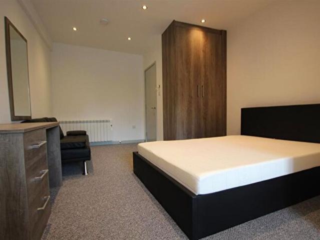 Studio To Rent In Narborough Road, Leicester, LE3