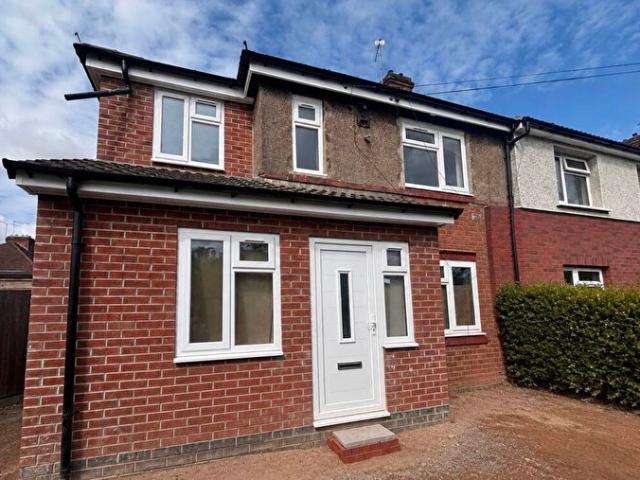 Studio To Rent In Queen Margarets Road, CV4