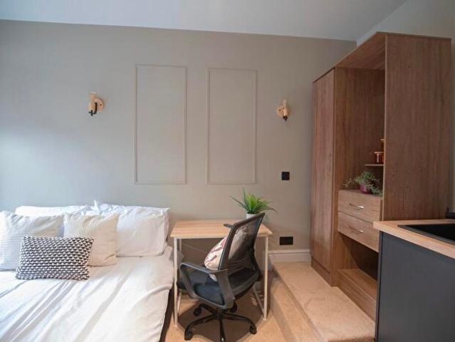 Studio To Rent In Room, Osmaston Road, DE24