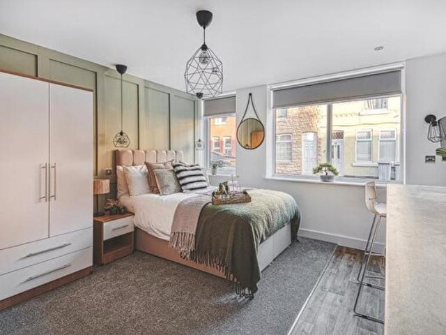 Studio To Rent In Room, Bennett Street, NG10